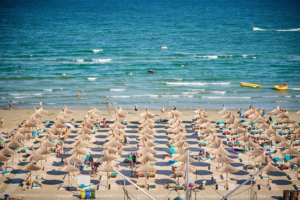 Baby Sea View And Pools Apartment- Mamaia Beach Resort นาโวดาริ ภายนอก รูปภาพ