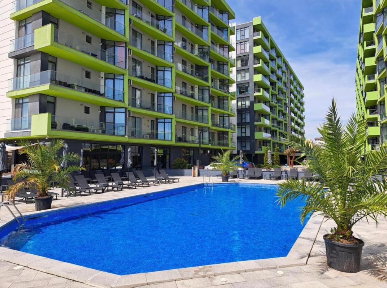 Baby Sea View And Pools Apartment- Mamaia Beach Resort นาโวดาริ ภายนอก รูปภาพ
